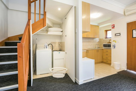 Nightcap At The Ship Inn - Sydney Tourism 16