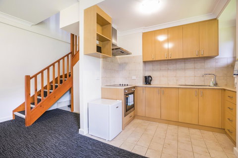 Nightcap At The Ship Inn - Sydney Tourism 19