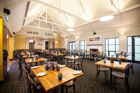 Nightcap At The Ship Inn - Sydney Tourism 9