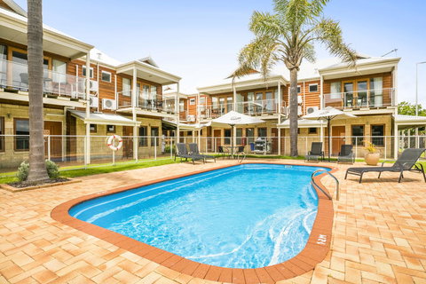 Nightcap At The Ship Inn - Sydney Tourism 5