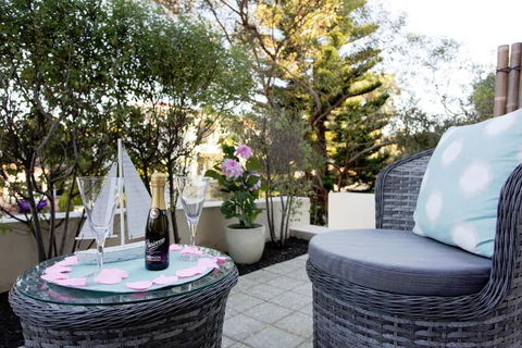 Sorrento Beach Manor - Sydney Tourism 11