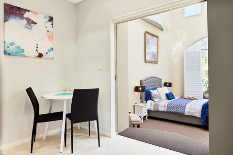 Sorrento Beach Manor - Sydney Tourism 8