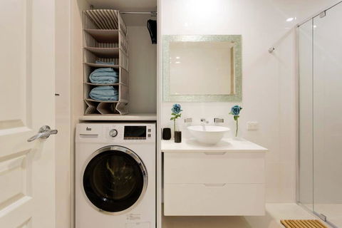 Sorrento Beach Manor - Sydney Tourism 12