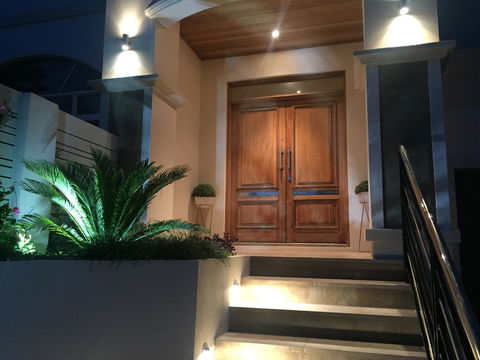 Sorrento Beach Manor - Sydney Tourism 32