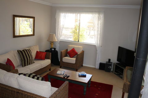 Kendenup Cottages And Lodge - Sydney Tourism 11