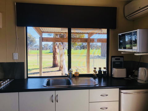 Kendenup Cottages And Lodge - Sydney Tourism 3