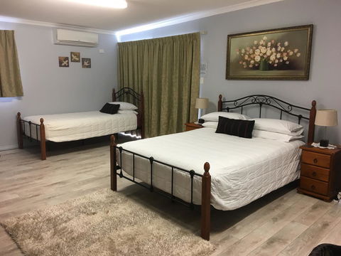 Armadale Cottage Bed & Breakfast - Sydney Tourism 3