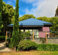 Waterfall Cottages - Sydney Tourism