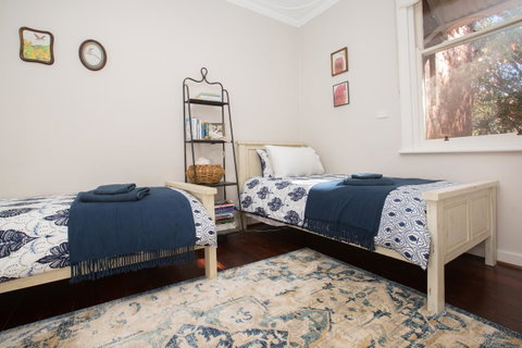 Historic Oakhill House Entire Estate - Sydney Tourism 10