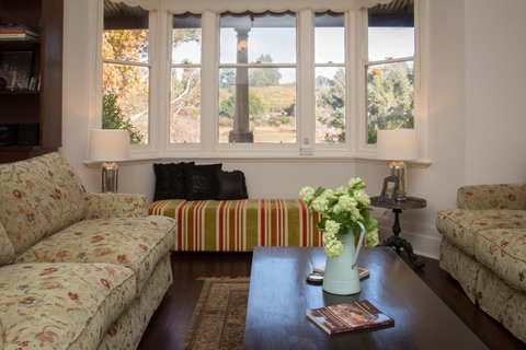 Historic Oakhill House Entire Estate - Sydney Tourism 5