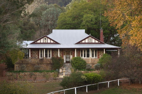 Historic Oakhill House Entire Estate - Sydney Tourism 11