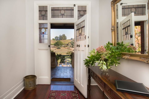 Historic Oakhill House Entire Estate - Sydney Tourism 3