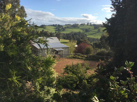 Balingup Highview Chalets - Sydney Tourism 24