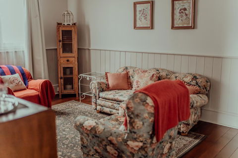 Bluebird Cottage - Sydney Tourism 10