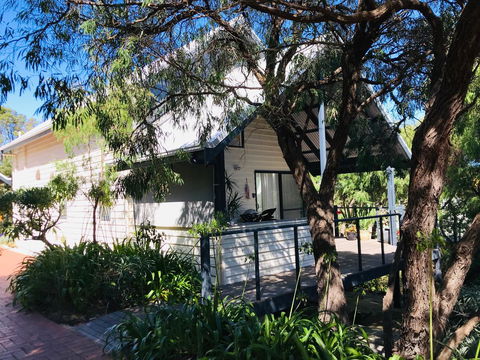 Zephyr Studio - Sydney Tourism 1