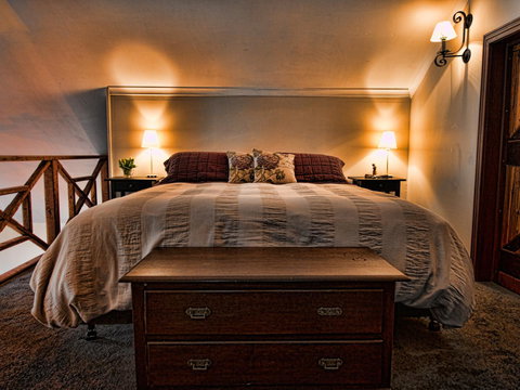 Oak Tree Barn Bridgetown - Sydney Tourism 11