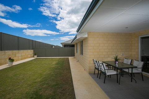 Indian Ocean Retreat - Sydney Tourism 24