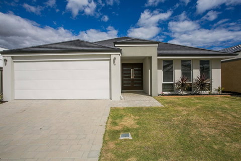 Indian Ocean Retreat - Sydney Tourism 4