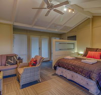 Windfall Estate Vineyard Cottage - Sydney Tourism