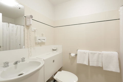 Atrium Hotel Mandurah - Sydney Tourism 37