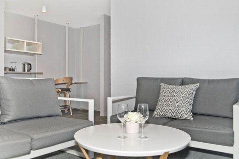 Atrium Hotel Mandurah - Sydney Tourism 22