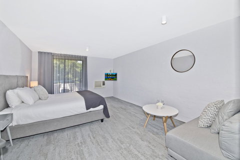 Atrium Hotel Mandurah - Sydney Tourism 14