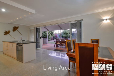 13 Learmonth Street - Close To Town Centre - Sydney Tourism 5