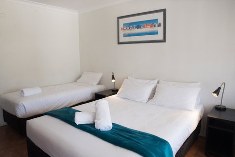 Jurien Bay Hotel Motel - Sydney Tourism 13