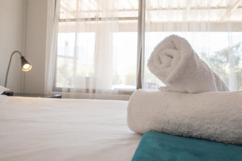 Jurien Bay Hotel Motel - Sydney Tourism 7