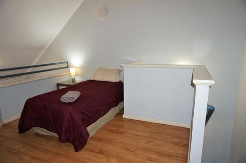 Osprey Holiday Village Unit 122 2 Bedroom - Sydney Tourism 9
