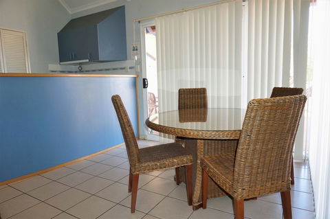 Osprey Holiday Village Unit 122 2 Bedroom - Sydney Tourism 4