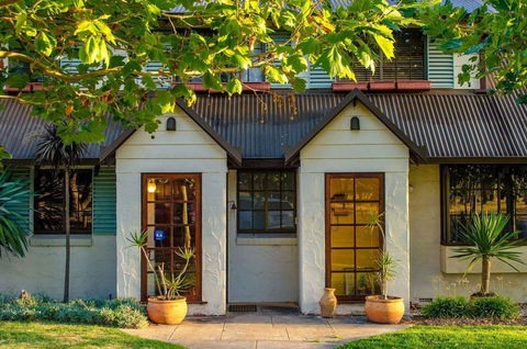 Sienna Lodge - Sydney Tourism 8