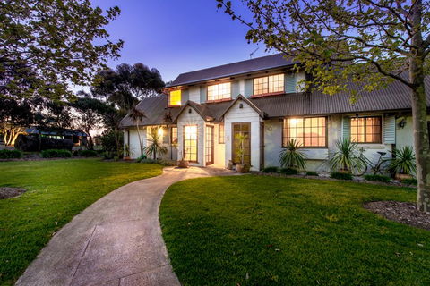 Sienna Lodge - Sydney Tourism 0