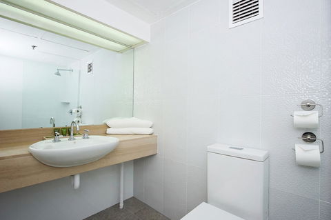 Best Western Plus Hotel Lord Forrest - Sydney Tourism 12
