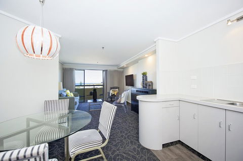 Best Western Plus Hotel Lord Forrest - Sydney Tourism 14