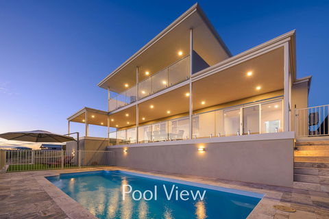 32 Corella Court - Sydney Tourism 0