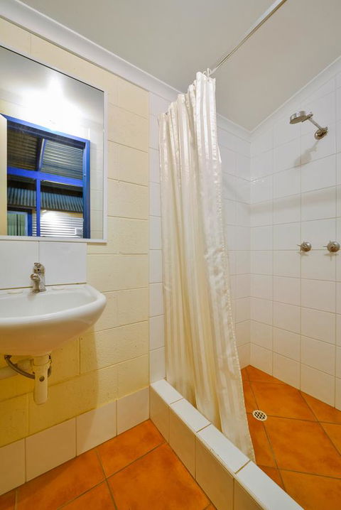 Osprey Holiday Village Unit 119 - Sydney Tourism 13