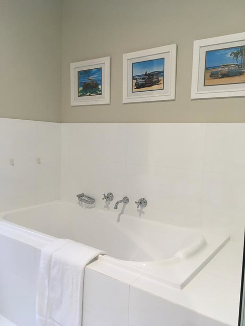 Rowley House - Sydney Tourism 1
