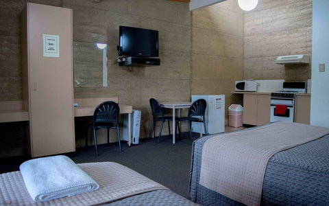 Hopetoun Motel & Chalet Village - Sydney Tourism 35
