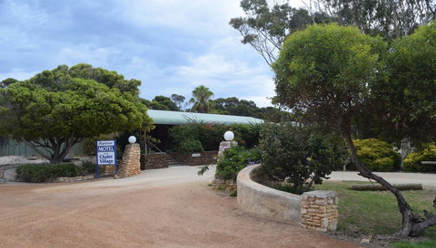 Hopetoun Motel & Chalet Village - Sydney Tourism 13