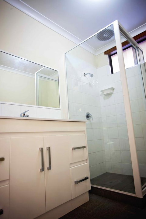 Hopetoun Motel & Chalet Village - Sydney Tourism 43