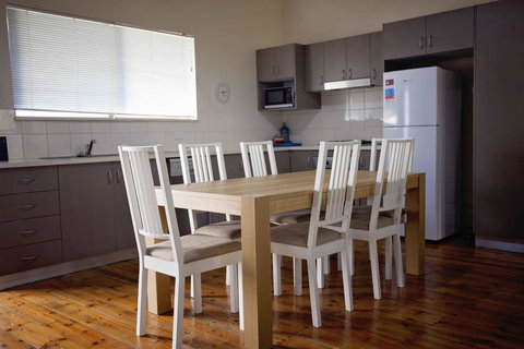 Hopetoun Motel & Chalet Village - Sydney Tourism 7