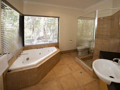 Kanga View - Margaret River - Sydney Tourism 9