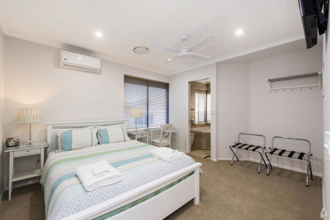 North Beach BnB - Sydney Tourism 8