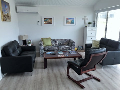 North Beach BnB - Sydney Tourism 5