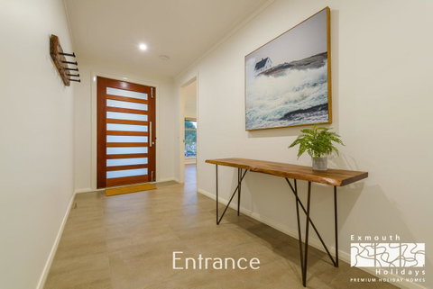 20 Madaffari Drive - Sydney Tourism 1