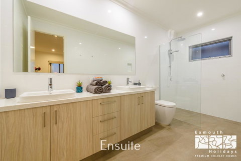 20 Madaffari Drive - Sydney Tourism 9