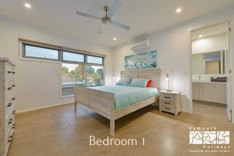 20 Madaffari Drive - Sydney Tourism 8