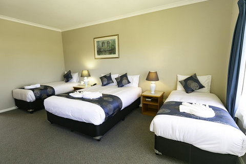 Esplanade Hotel Busselton - Sydney Tourism 4