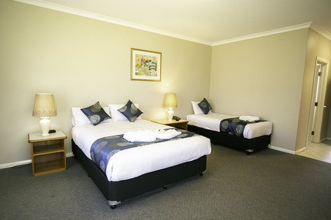 Esplanade Hotel Busselton - Sydney Tourism 3